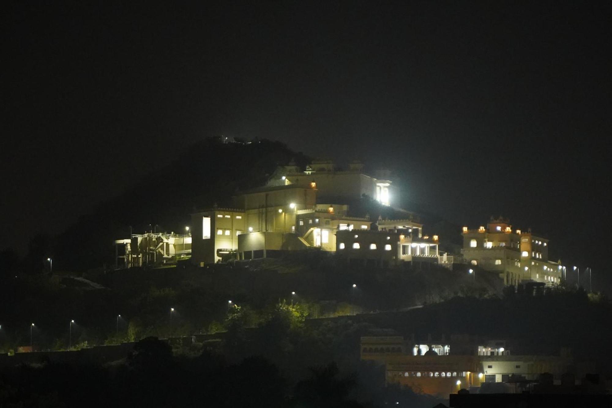 Shri Daulat Villas Udaipur Esterno foto